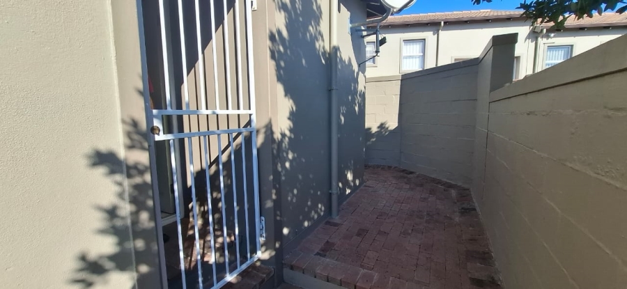 To Let 3 Bedroom Property for Rent in Brackenfell South Western Cape